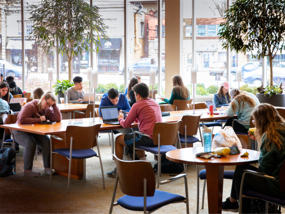group of students studying in Gatton Business and Economics building