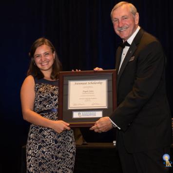 Angela Jones receives Astronaut Scholarship certificate