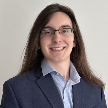 Lucas Gastineau headshot