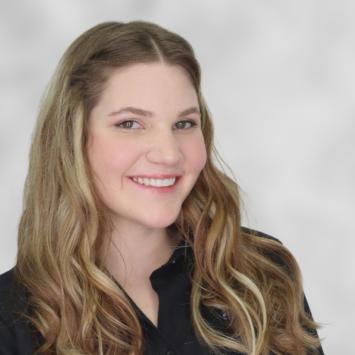 Sophia Wielawski headshot