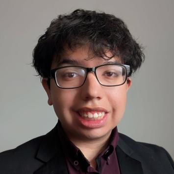 Jose Villanos headshot